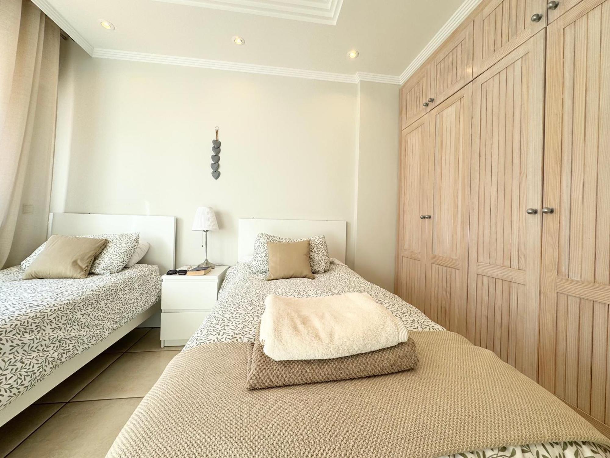 Villa Amorio A Spacious Modern Getaway With A Private Heated Pool & Sea Views Costa Adeje  Ngoại thất bức ảnh