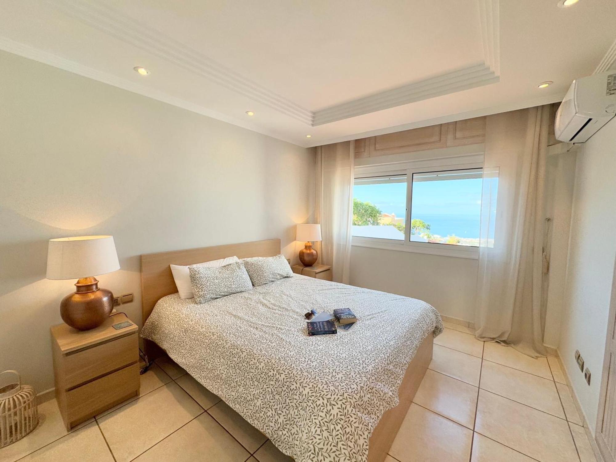 Villa Amorio A Spacious Modern Getaway With A Private Heated Pool & Sea Views Costa Adeje  Ngoại thất bức ảnh